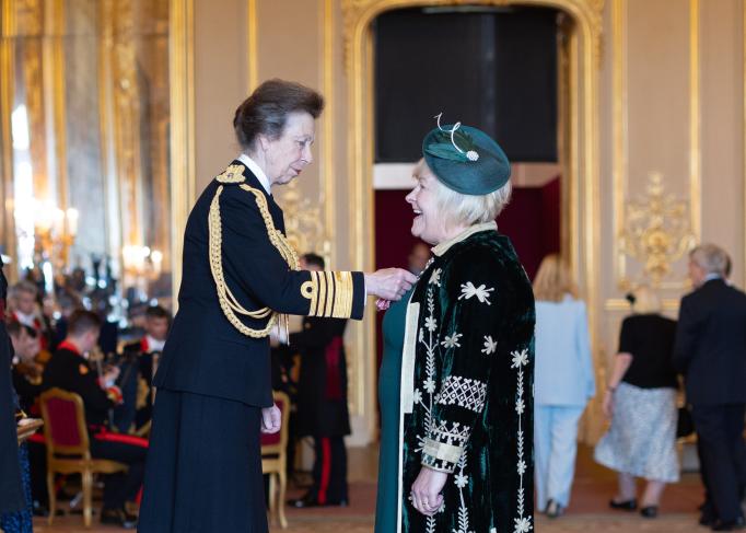 Julie Hawker receives MBE from Princess Anne